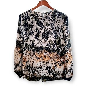 Vince Camuto black gold print blouse Size Small Petite